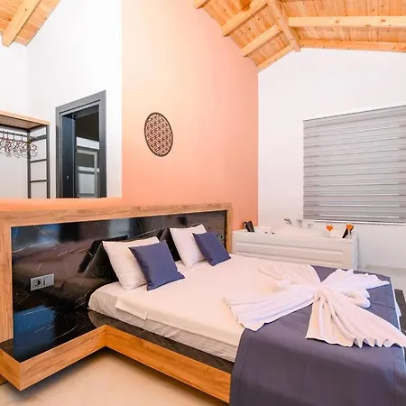 Sade 2 Modern Secluded Sarıbelen