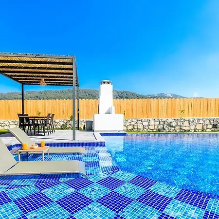 Sade 2 Modern Secluded Villa