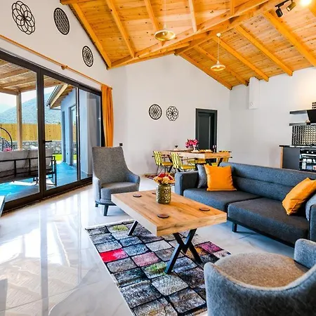 فيلة Sade 2 Modern Secluded *